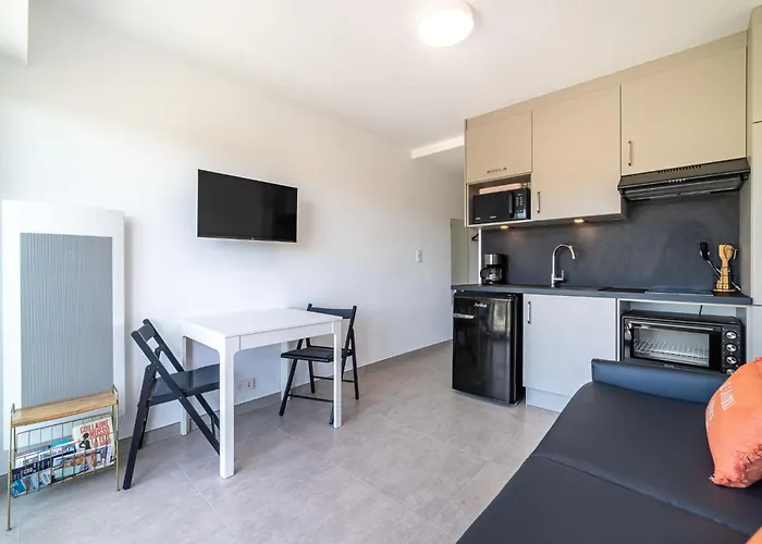 Les Horizons-8 By Interhome * Le Lavandou