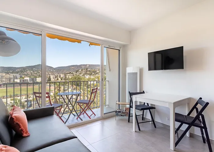 Les Horizons-8 By Interhome